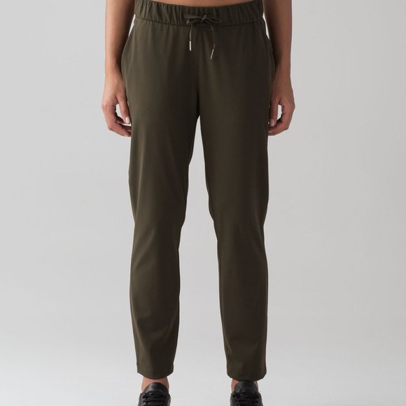 EUC Lululemon on the fly pant olive - Picture 1 of 7